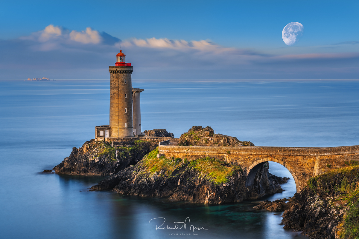 Lighthouse-Bretagne-Francejpg