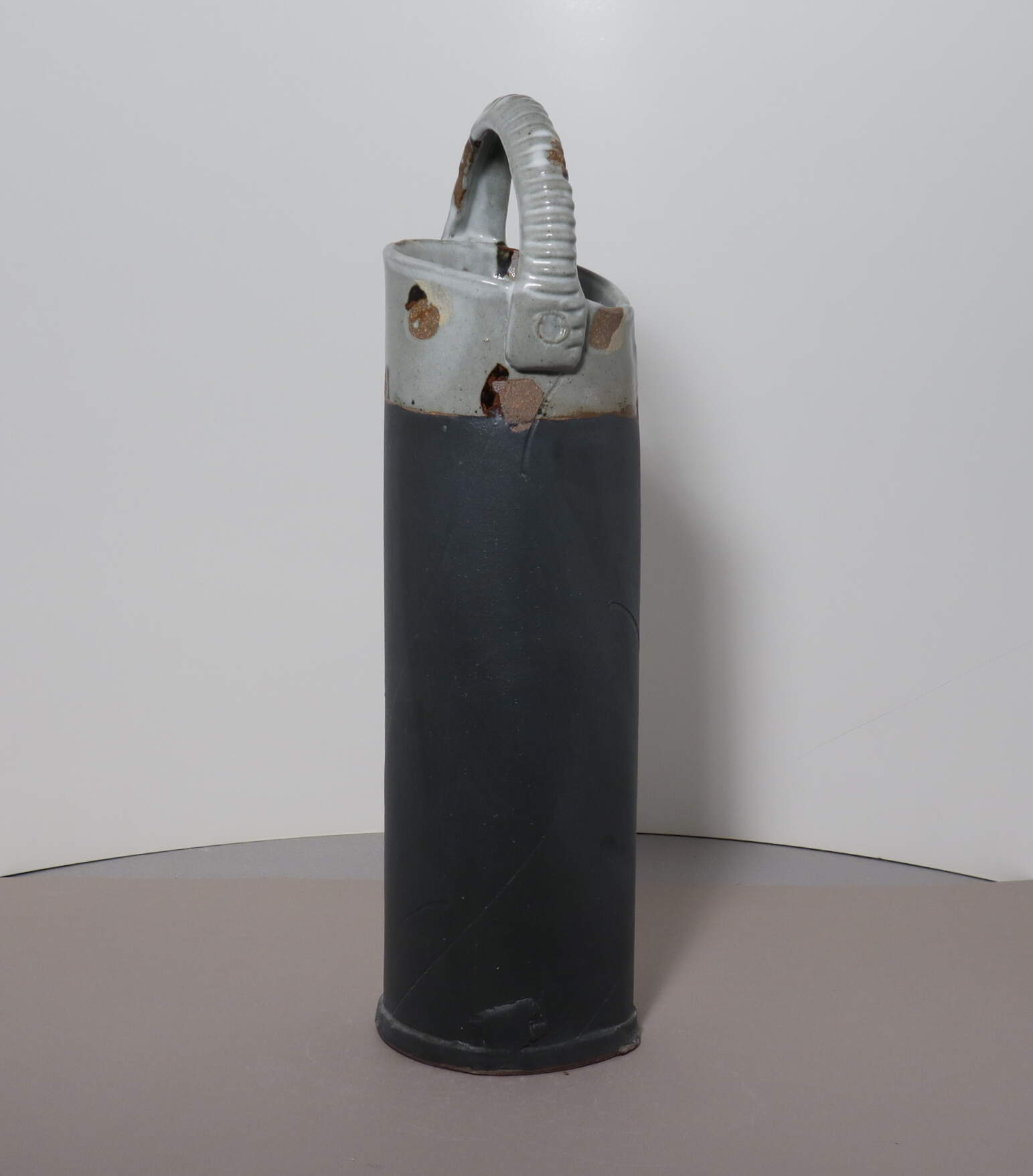 vase cylindre avec poignée 304