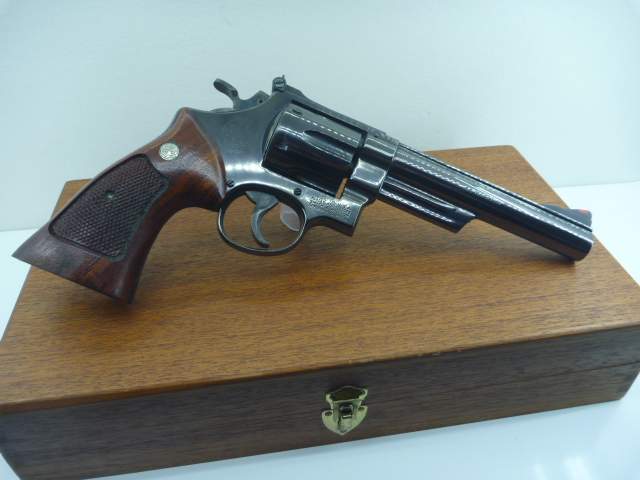 Smith & Wesson Mle 29-2 - 6"- Cal. .44 Magnum