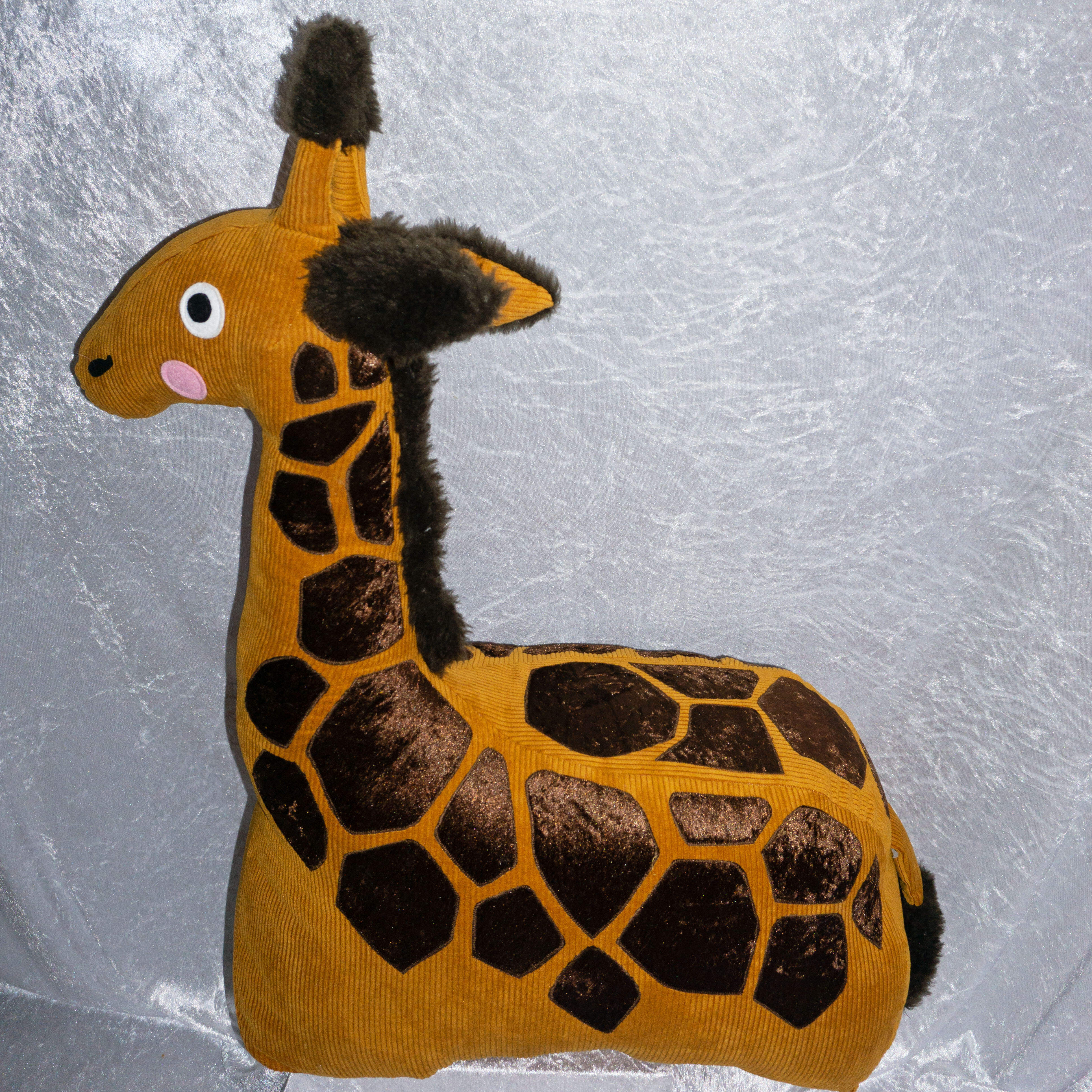 Reittier Giraffe Gisela