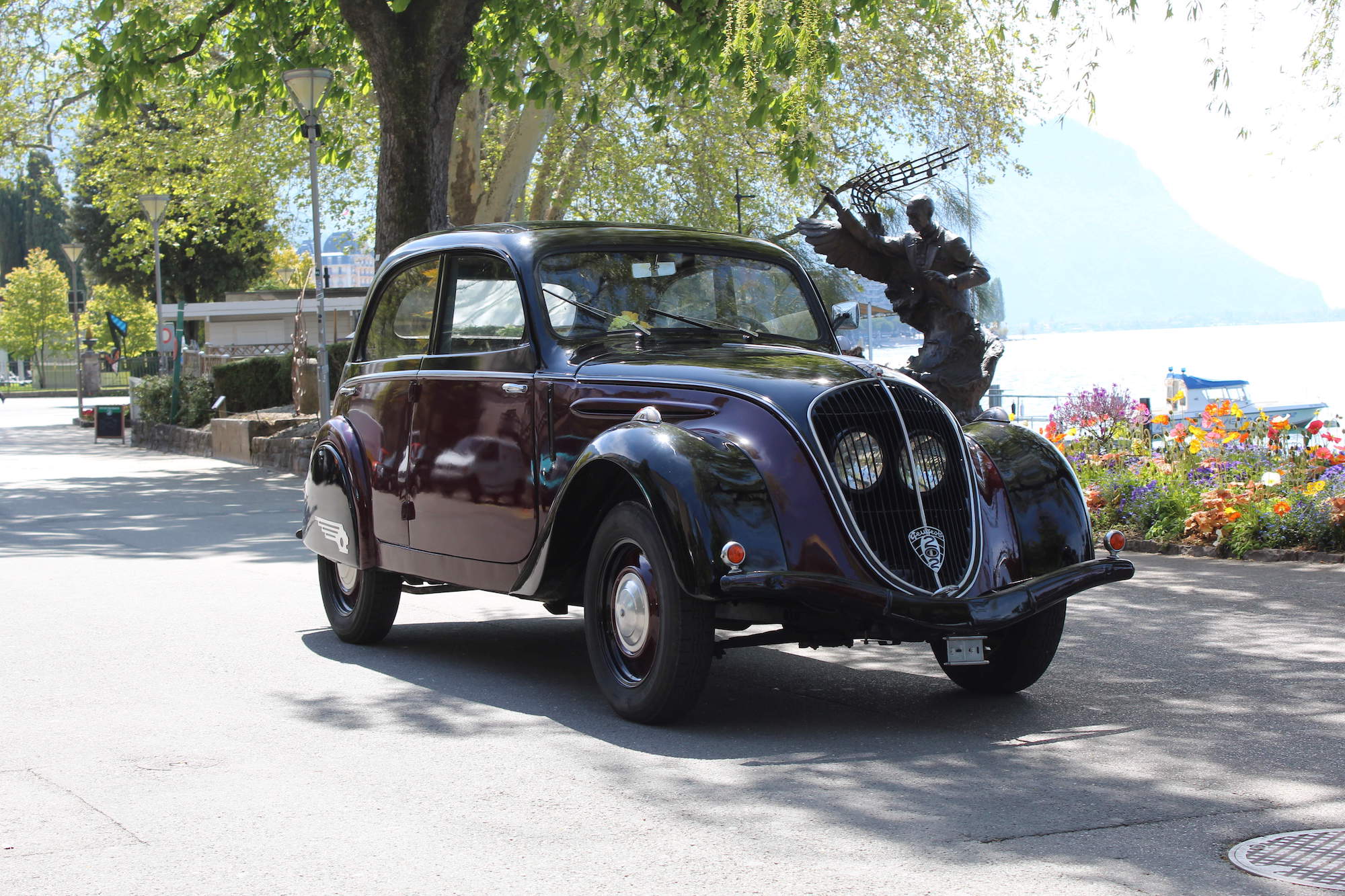 1948-Peugeot 202