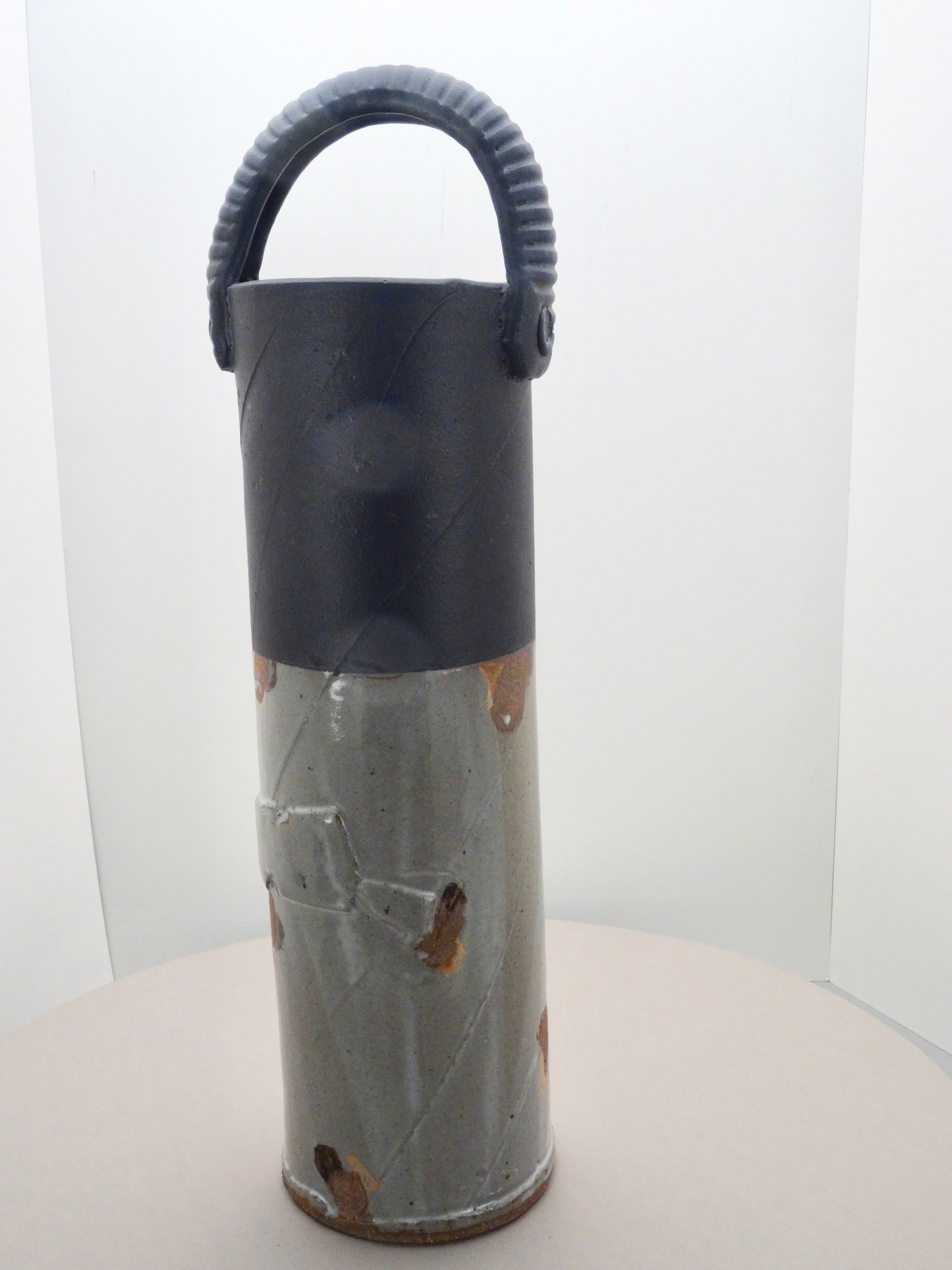 Vase cylindre avec poignée - gris/vert & noir mat