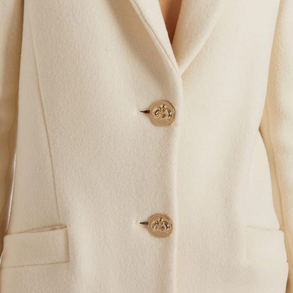 DONNA Les Boutiques - Coat with orchid buttons oversized