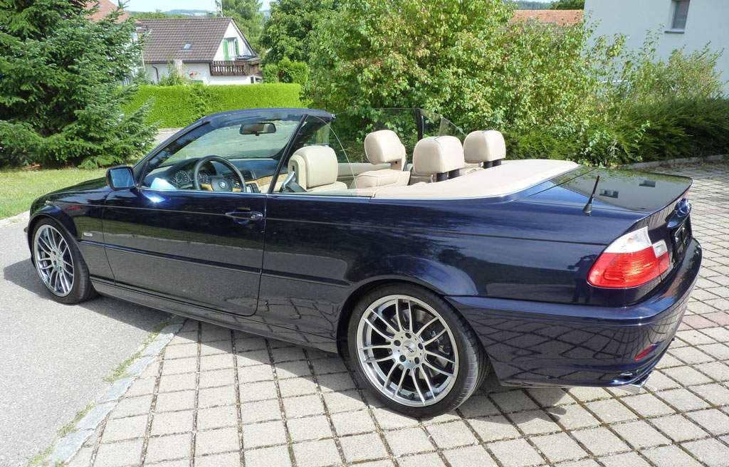 BMW 330i Cabriolet